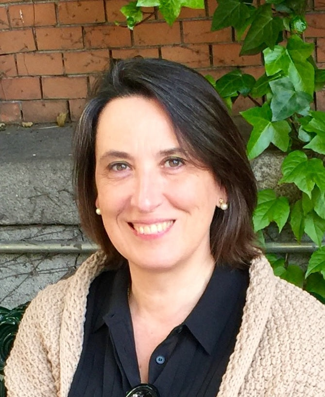 <em>Lucia M.</em>